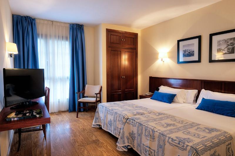 Hotel Palacio Arias 3*
